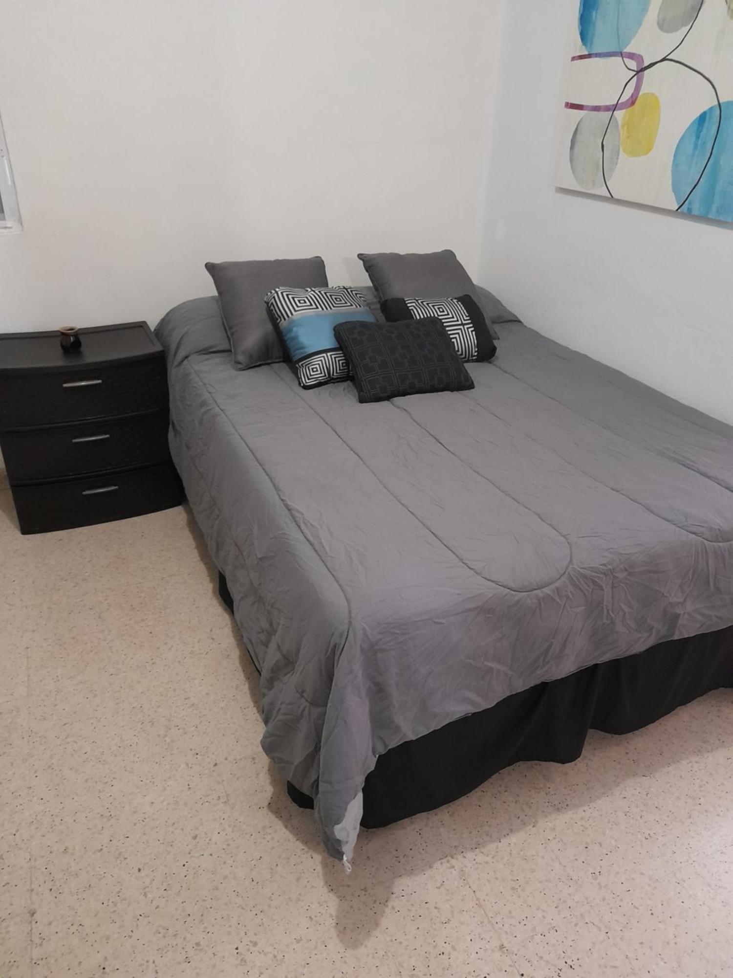 Hermoso Apartamento Frente Aeropuerto De Isla Verde San Juan Dış mekan fotoğraf